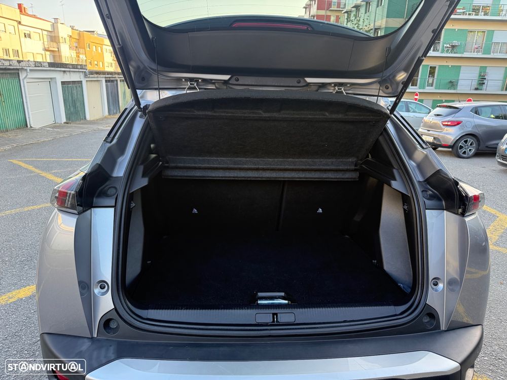 Peugeot 2008 1.2 PureTech Allure - 13