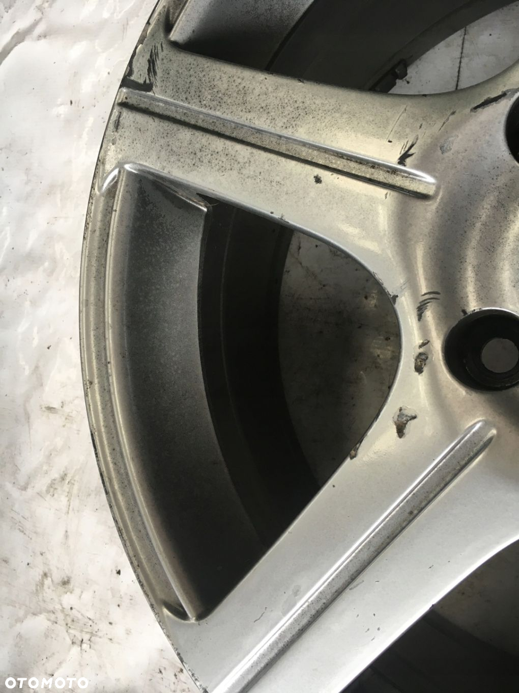 FELGA ALUMINIOWA DEZENT 7JX17H2 ET40 4X114,3 - 2
