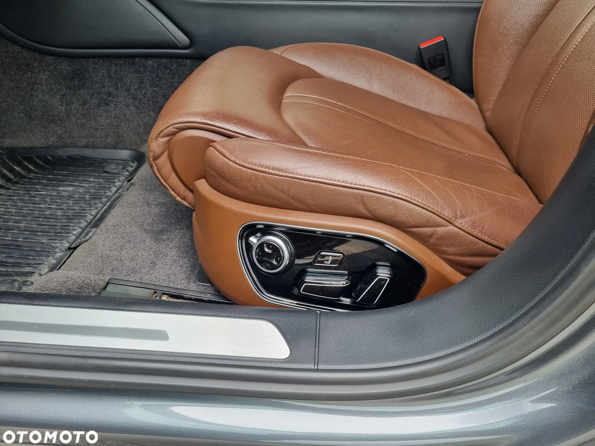 Audi A8 3.0 TFSI L Quattro - 36