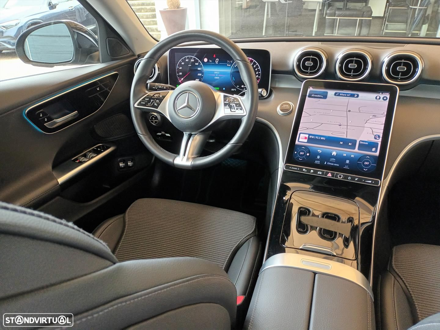 Mercedes-Benz C 300 e Avantgarde - 17