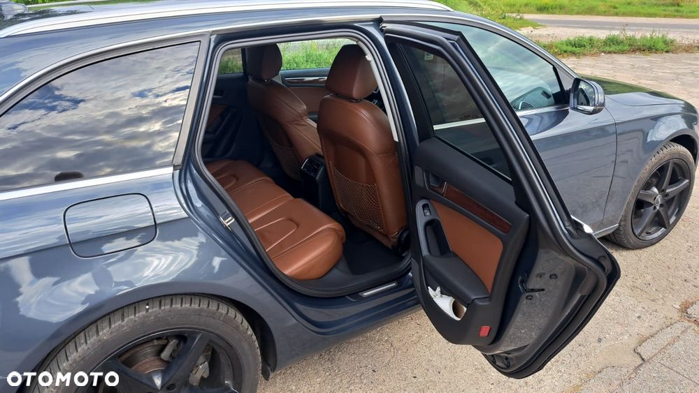 Audi A4 Avant 2.0 TDI DPF Quattro - 11