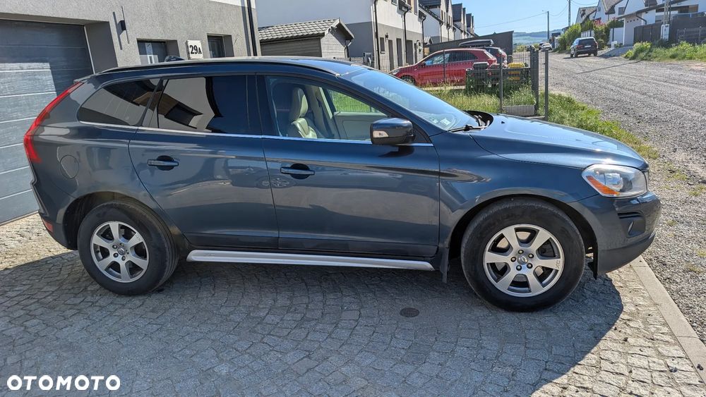 Volvo XC 60 D5 AWD - 3