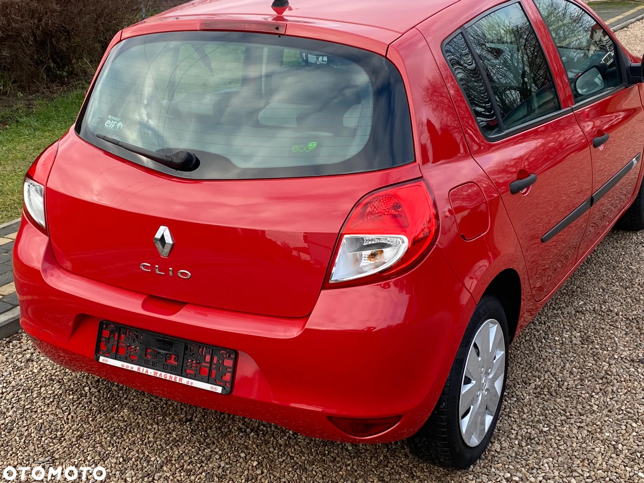 Renault Clio 1.2 16V 75 Expression - 13