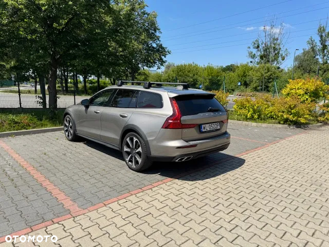 Volvo V60 Cross Country D4 AWD - 11