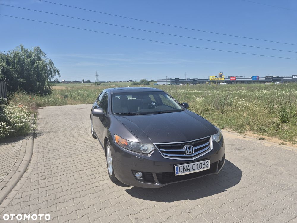Honda Accord - 1