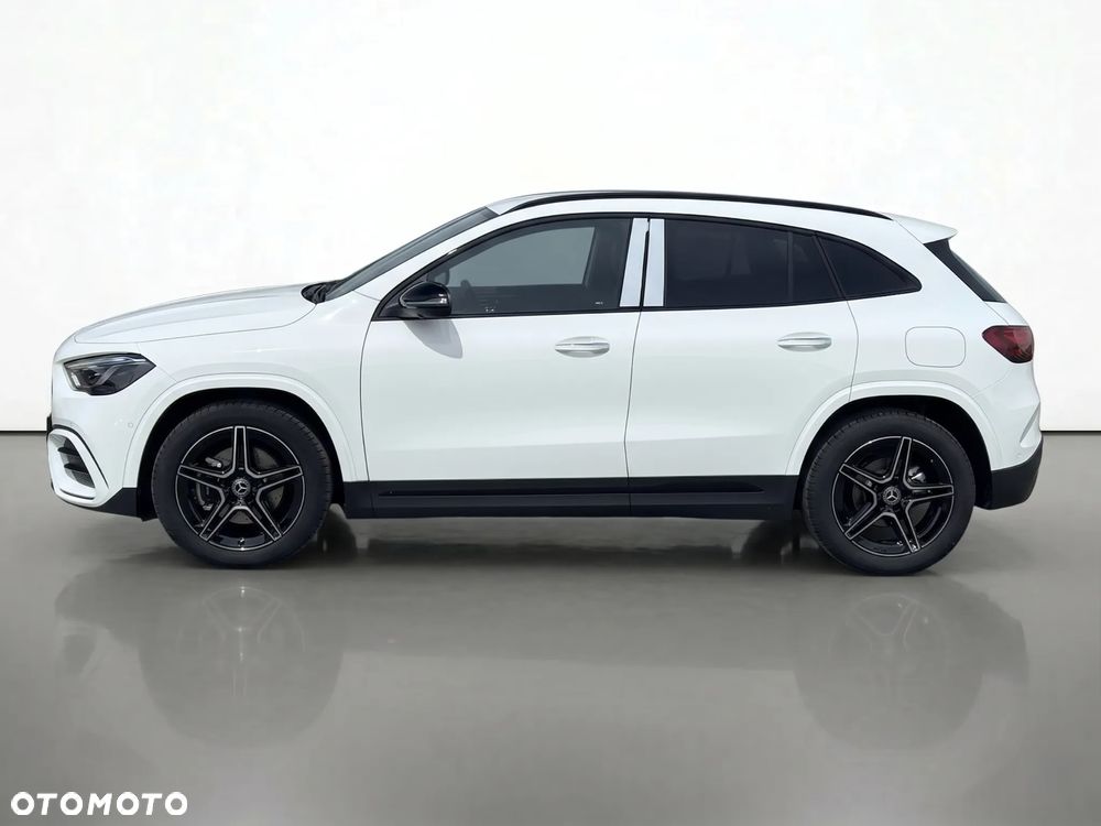Mercedes-Benz GLA - 5