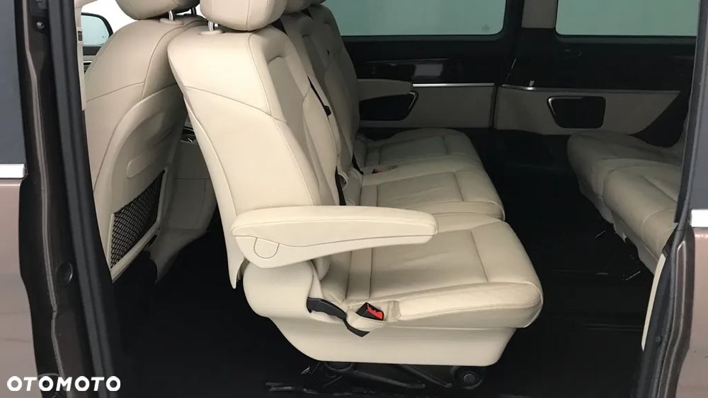 Mercedes-Benz Klasa V 250 (BlueTEC) d extralang 4Matic 7G-TRONIC Avantgarde Edition - 5