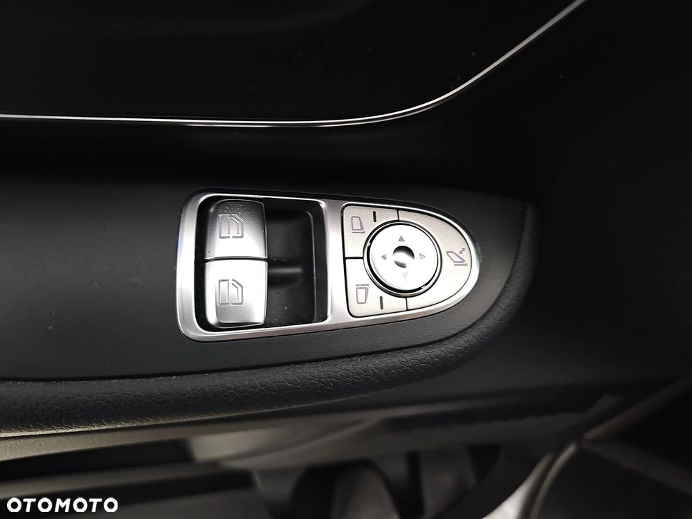 Mercedes-Benz Klasa V 250 d 4-Matic Avantgarde 9G-Tronic (d³ugi) - 11