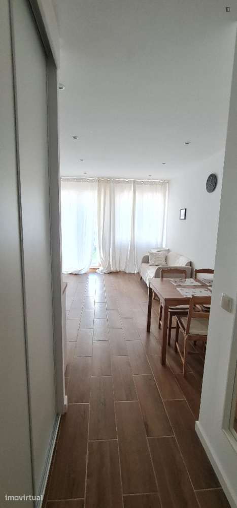 Apartamento com 1 quartos - localizado em Santo Ildefonso Porto - Grande imagem: 2/11