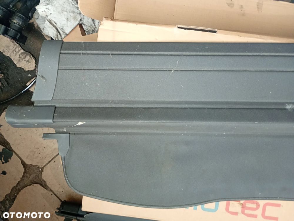 Ford Focus Mk1 kombi 98-04 roleta bagaznika - 3