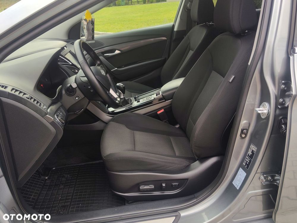 Hyundai i40 Kombi 2.0 Premium - 22