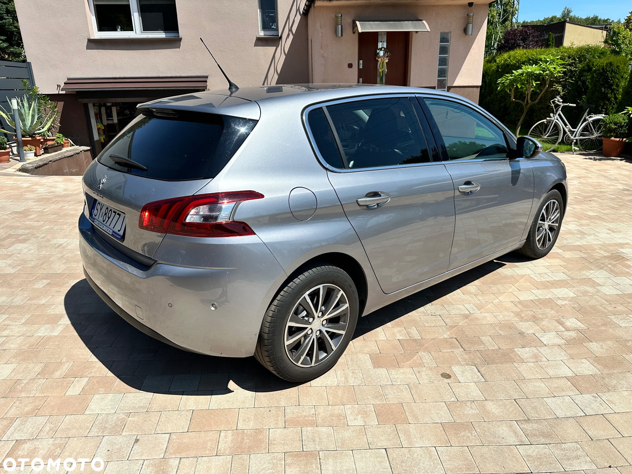 Peugeot 308 1.2 PureTech Allure S&S - 5