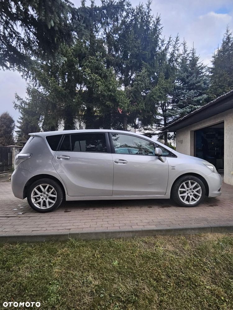 Toyota Verso 2.2 D-CAT Premium - 5