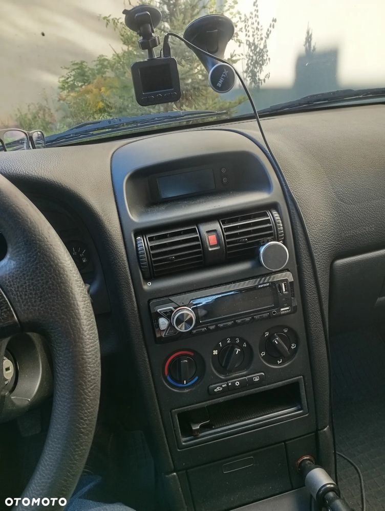 Opel Astra - 9