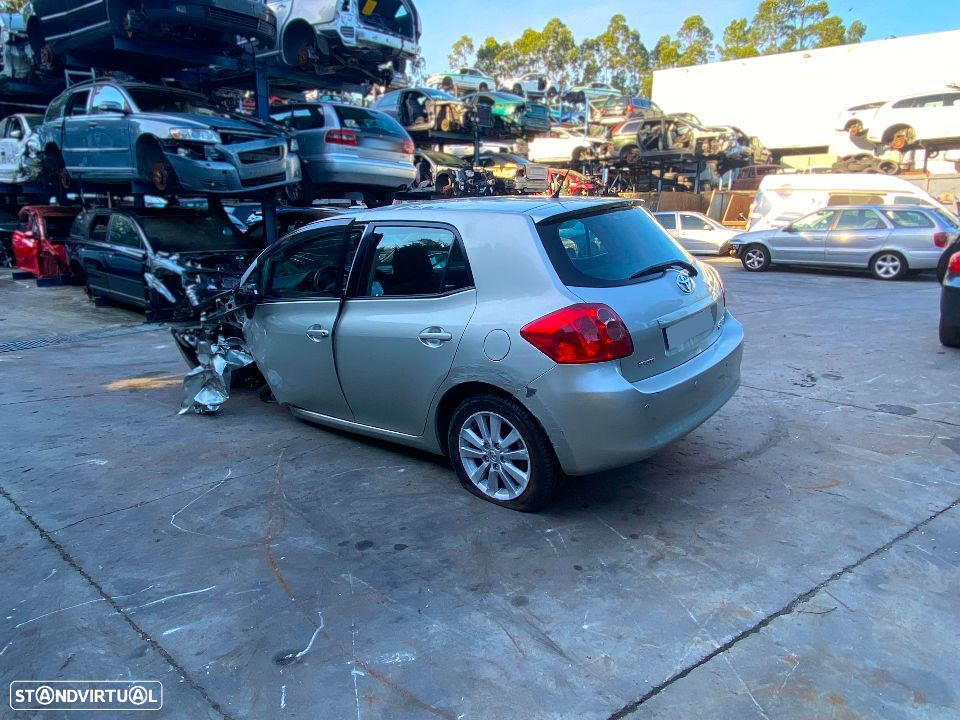 Toyota Auris 1.4 D-4D (90cv) de 2007 - Peças Usadas (7370) - 3