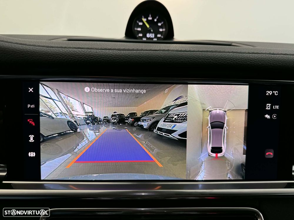 Porsche Panamera Sport Turismo 4 E-Hybrid - 3