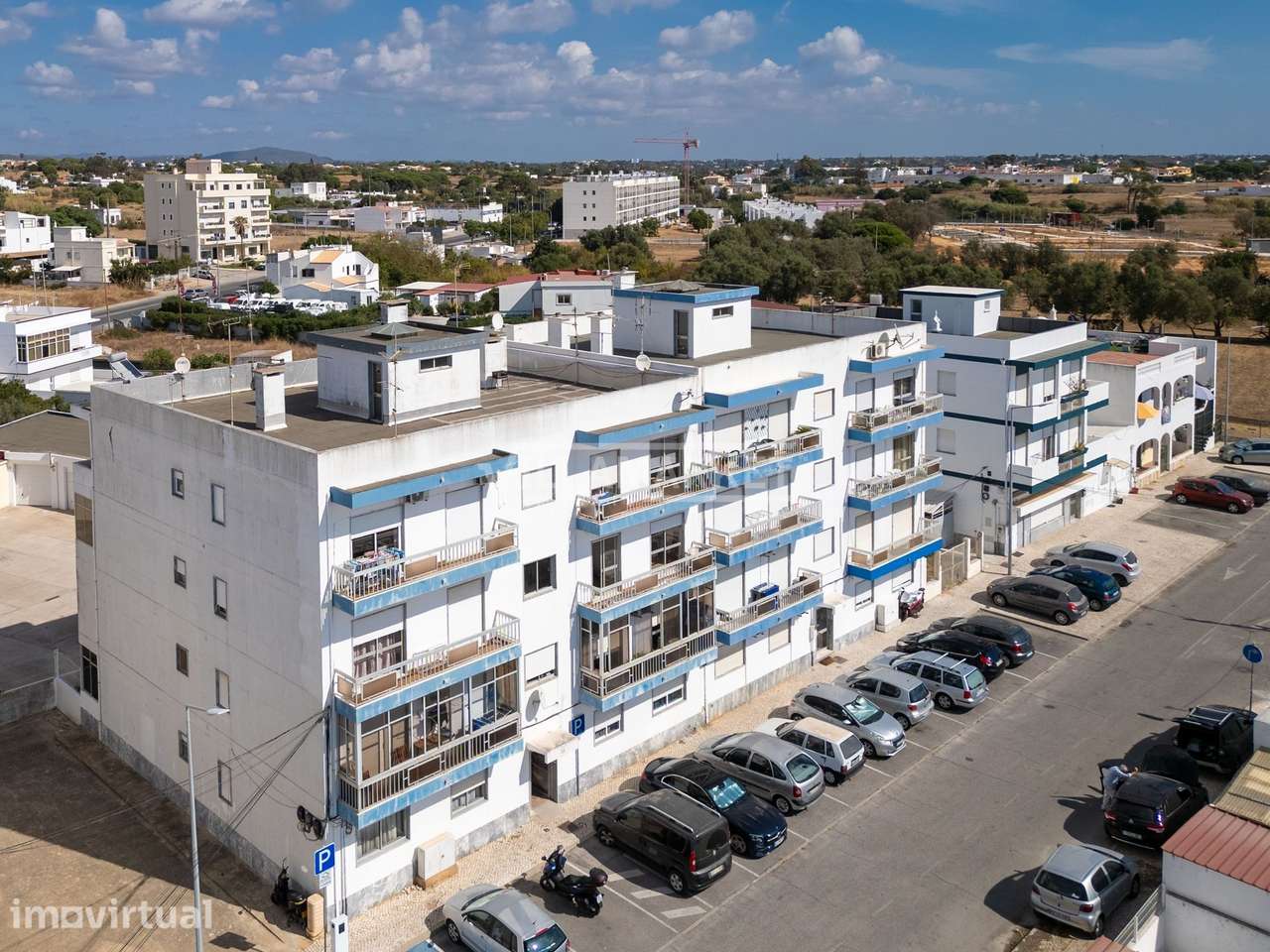 Apartamento T3 com 2 casas de banho e muito boas áreas situado na Rua