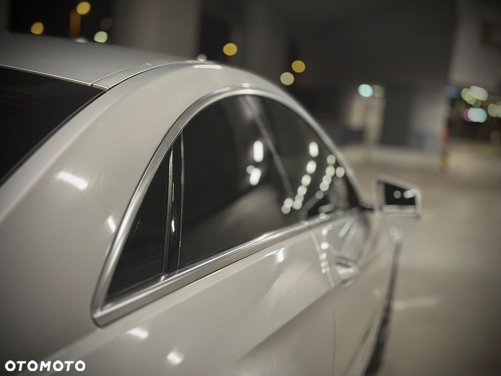 Mercedes-Benz Klasa E 200 CGI BlueEFFICIENCY Automatik Avantgarde - 37