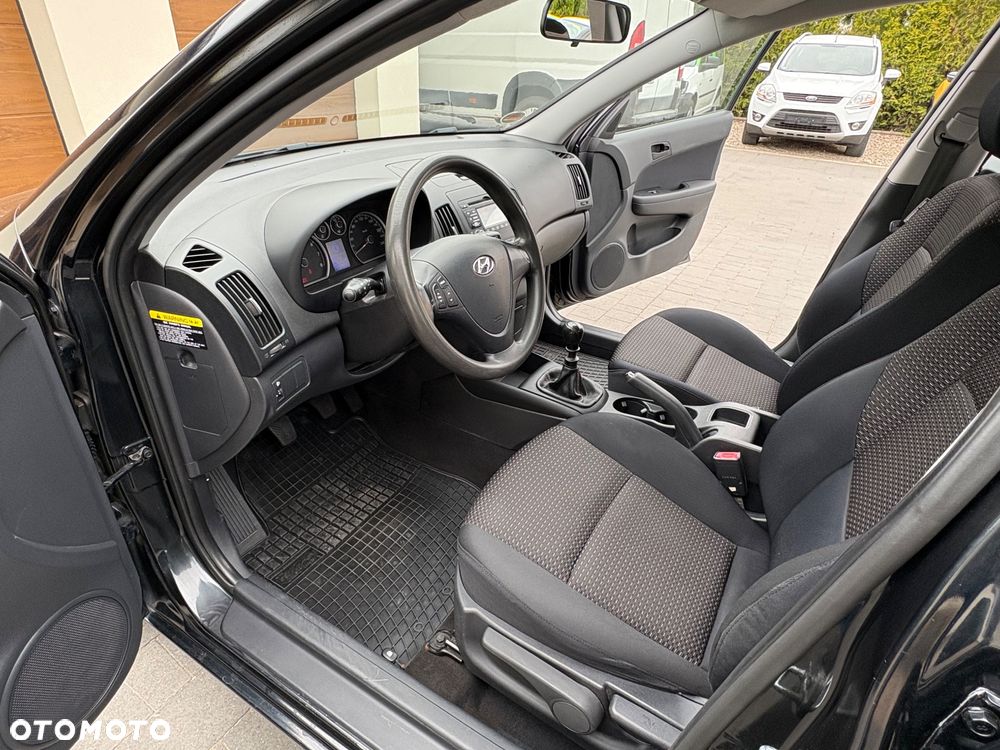 Hyundai i30 1.6 blue Comfort - 17