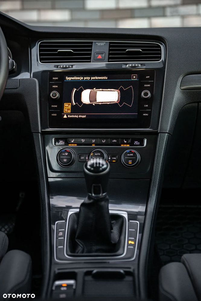 Volkswagen Golf 2.0 TDI BMT Highline - 26