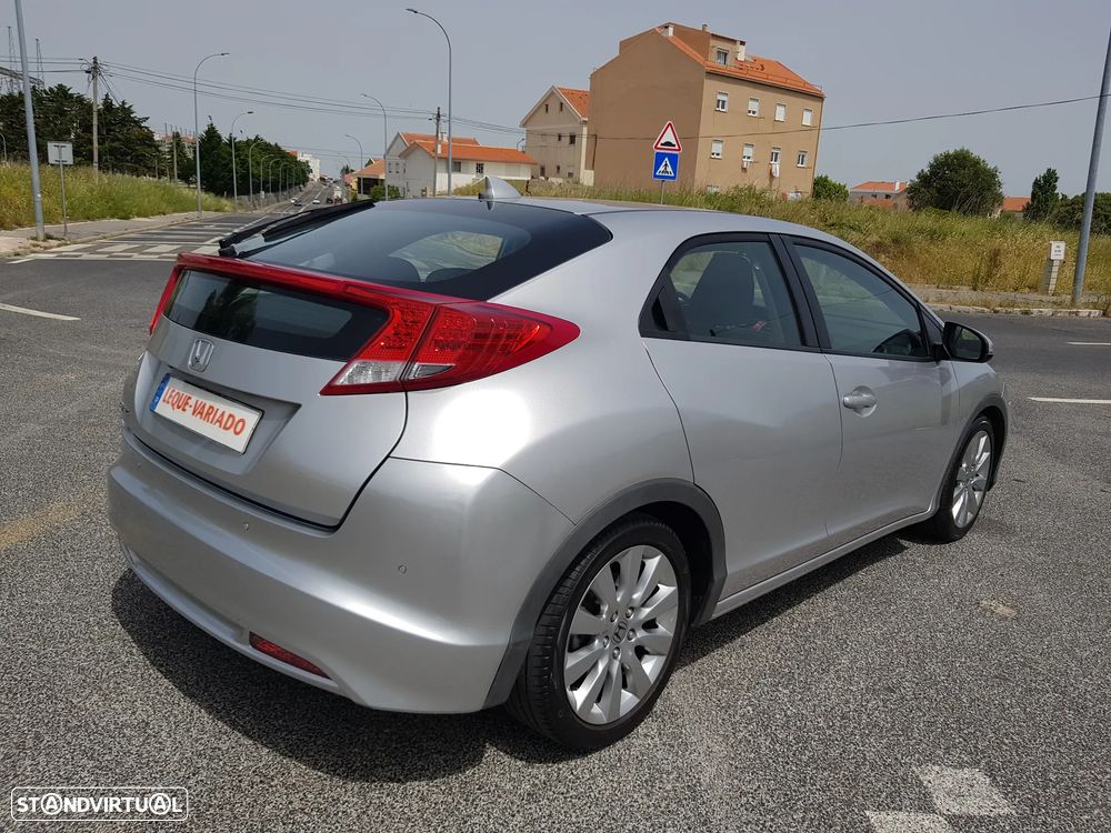 Honda Civic 1.4 i-VTEC Sport Navi - 10
