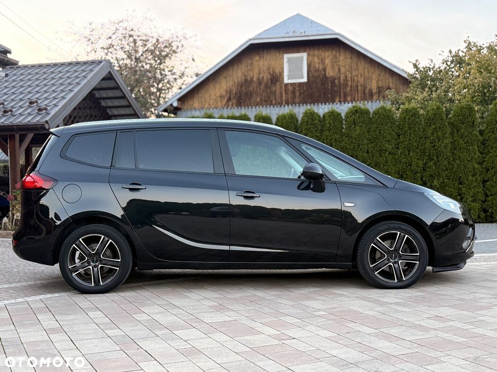 Opel Zafira - 11