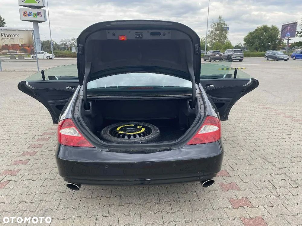 Mercedes-Benz CLS 500 - 19