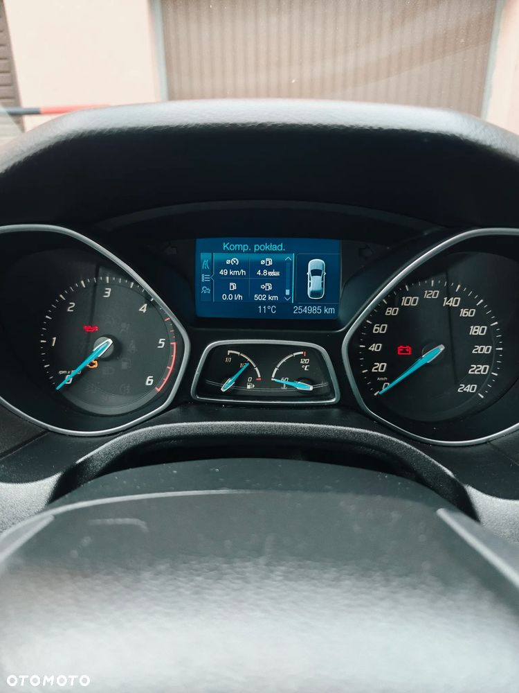 Ford Focus 1.6 TDCi DPF Champions Edition - 19