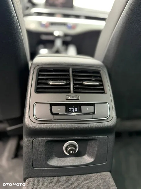 Audi A4 2.0 TDI Design - 10