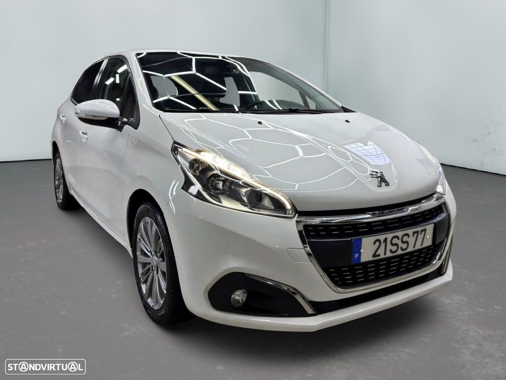 Peugeot 208 1.6 BlueHDi Style - 3