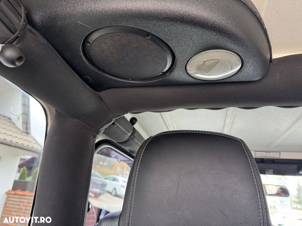 Jeep Wrangler 2.4 Sport - 25