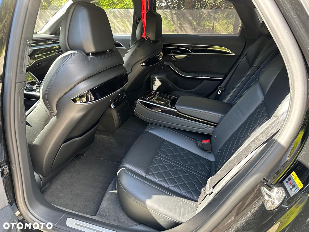 Audi A8 - 11