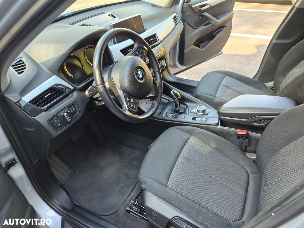 BMW X1 sDrive18d AT - 12