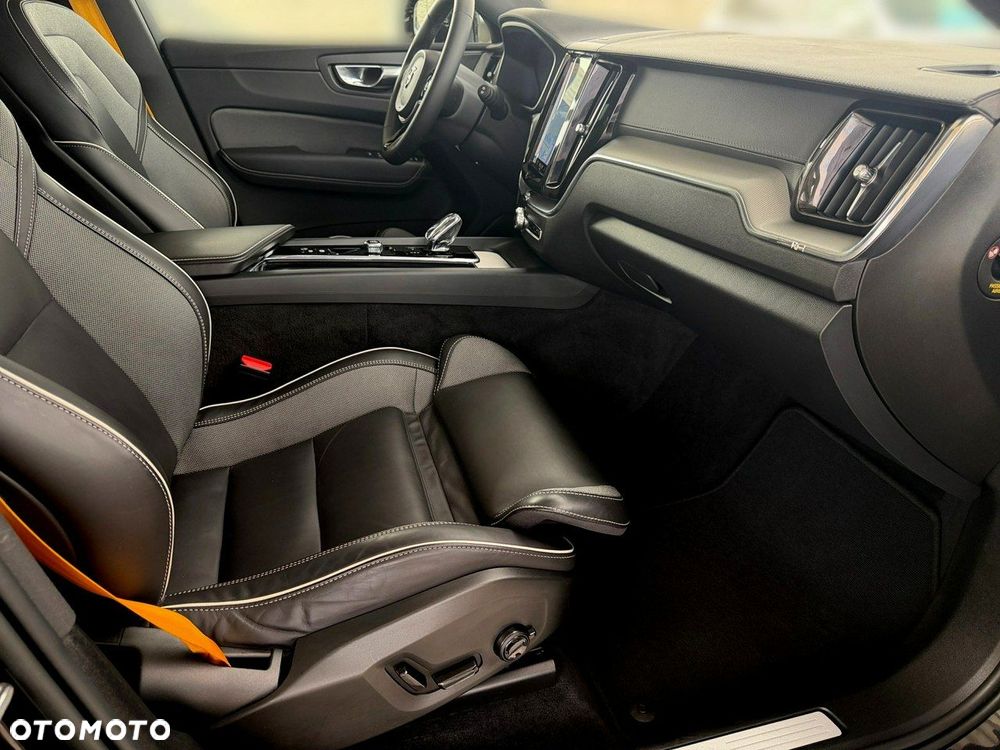 Volvo XC 60 - 23