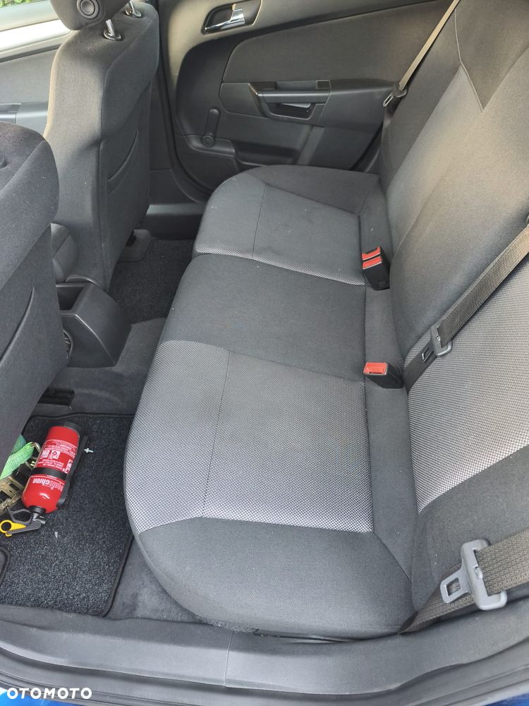 Opel Astra 1.7 CDTI Edition - 8