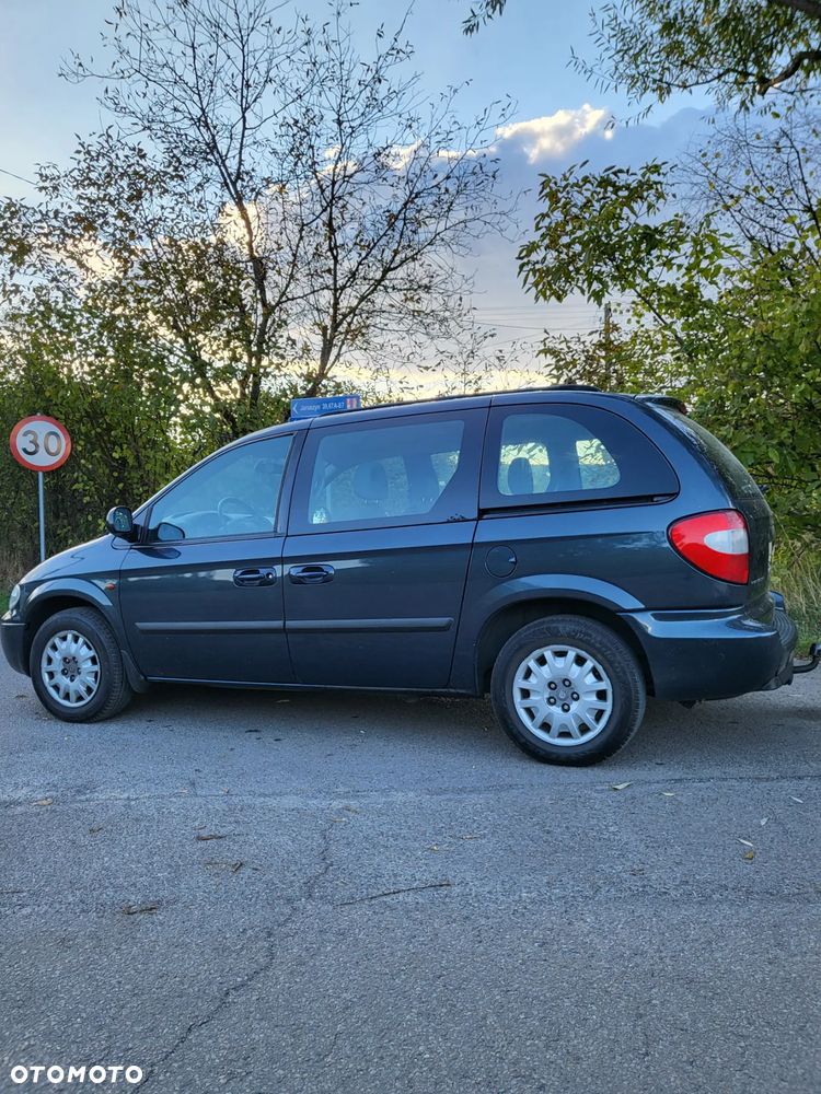 Chrysler Voyager - 12