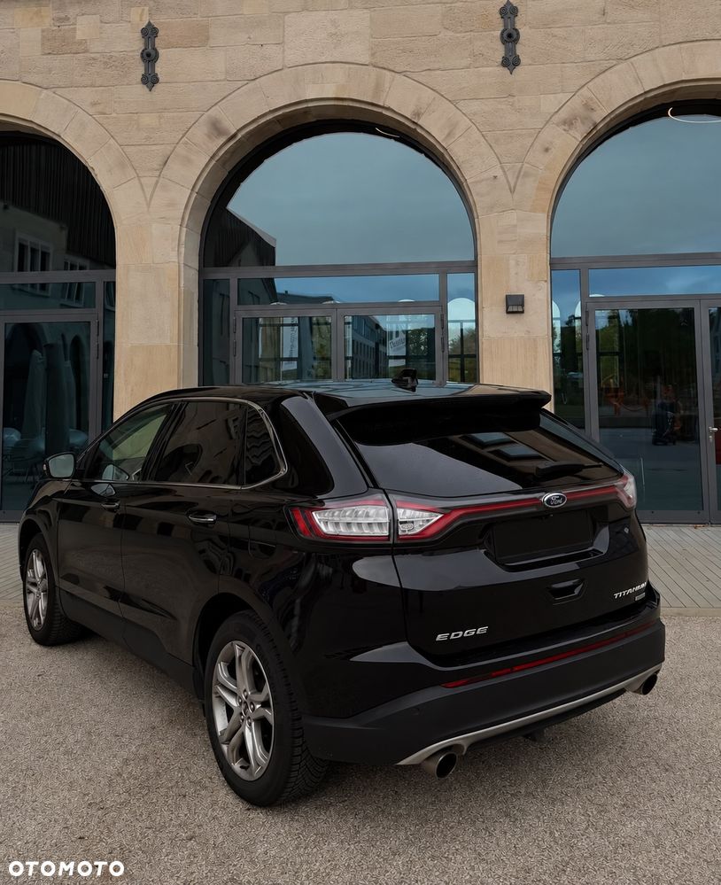 Ford Edge - 2