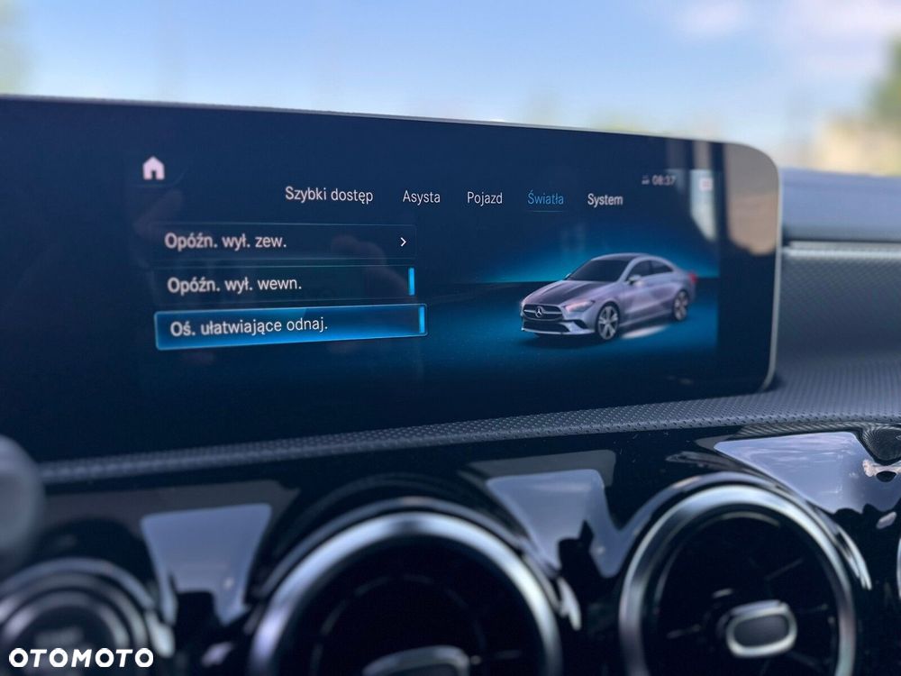 Mercedes-Benz CLA 200 Progressive 7G-DCT - 22