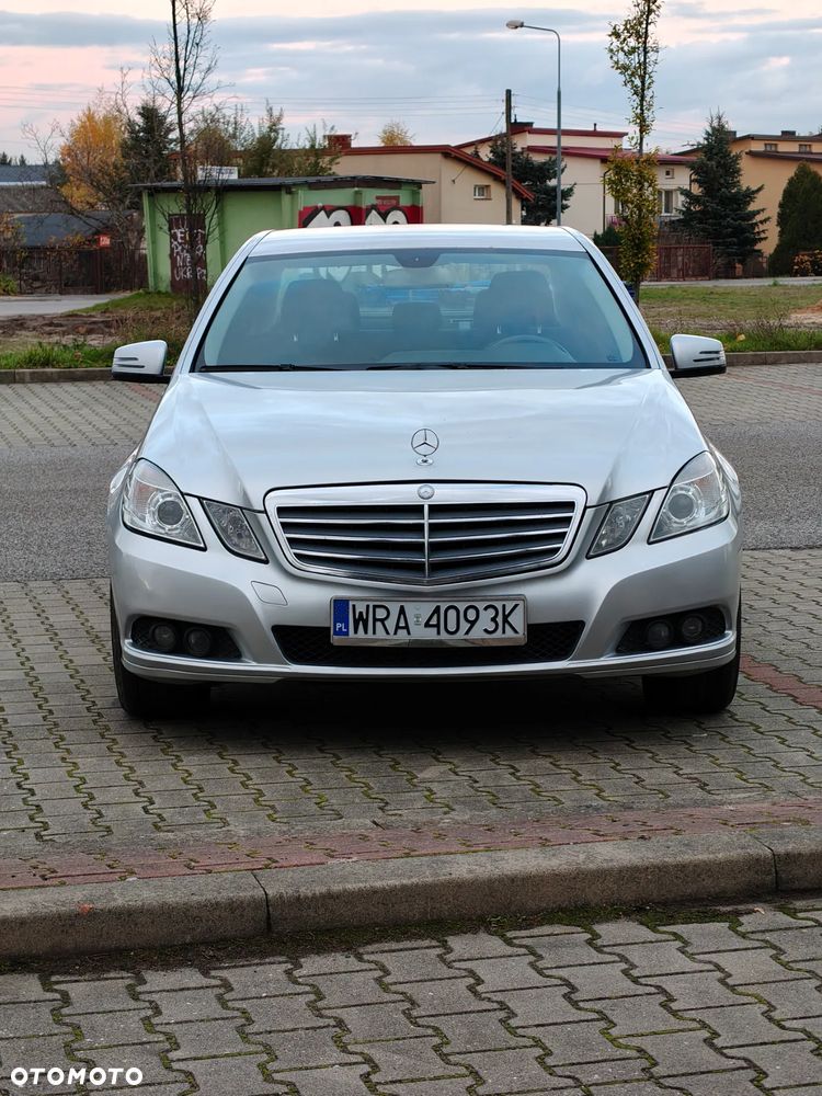 Mercedes-Benz Klasa E 200 CDI BlueEff - 2
