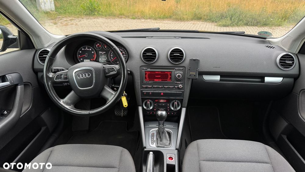 Audi A3 Sportback - 11