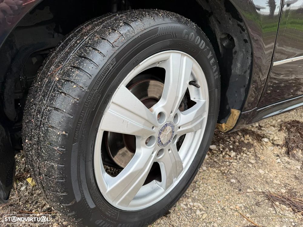 Mercedes-Benz A 160 Avantgarde BlueEfficiency - 9