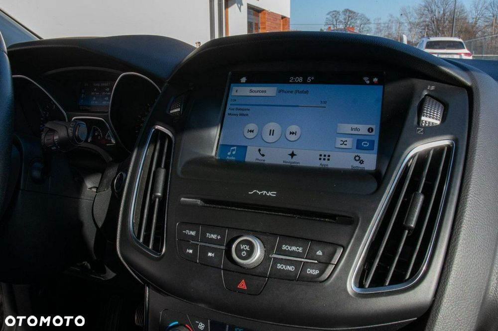 Ford Focus 1.0 EcoBoost Titanium - 22