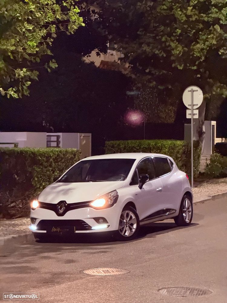 Renault Clio - 6