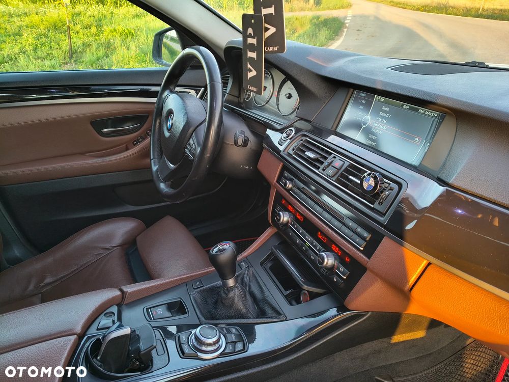 BMW Seria 5 - 15