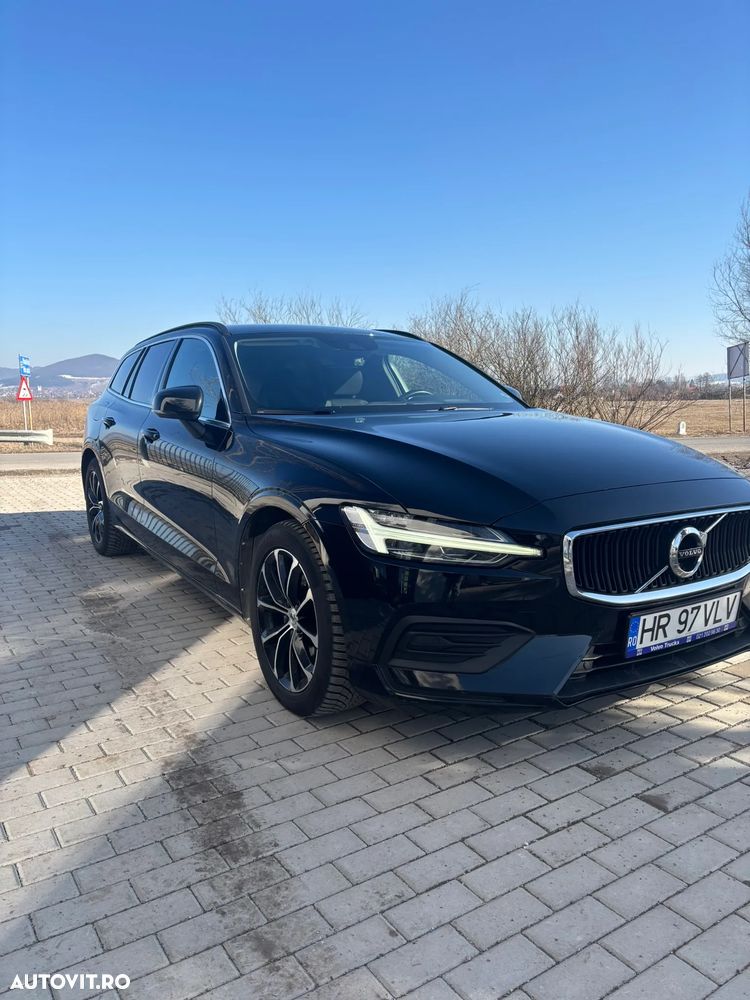 Volvo V60 B4 MHEV AT8 FWD Momentum Pro - 5