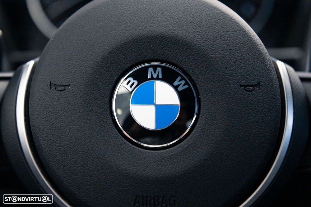 BMW 220 d Coupe Pack M Auto - 31