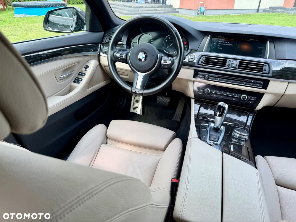 BMW Seria 5 520d M Sport - 27
