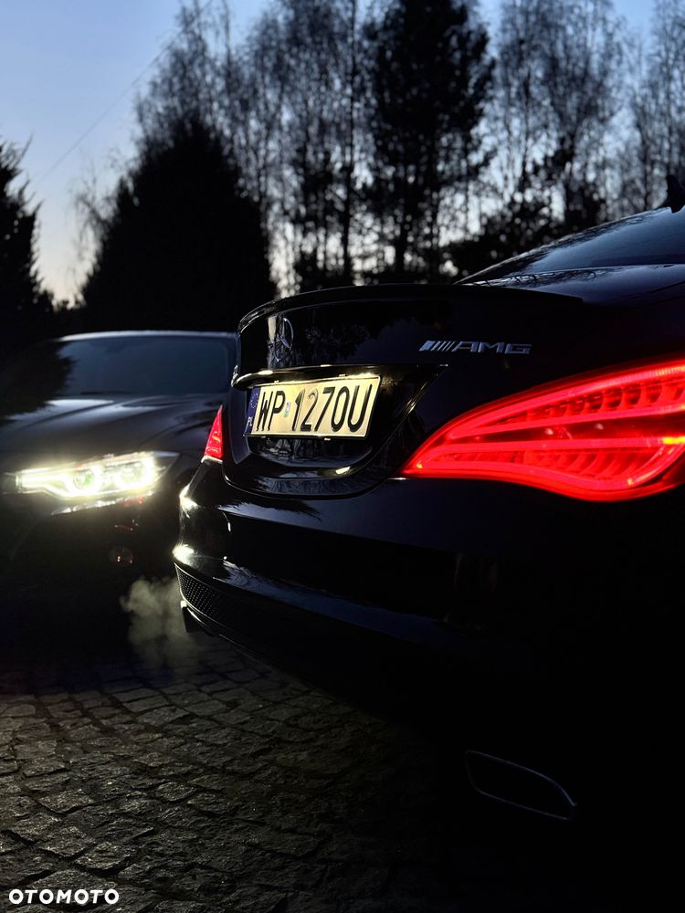 Mercedes-Benz CLA 250 4Matic 7G-DCT AMG Line - 23