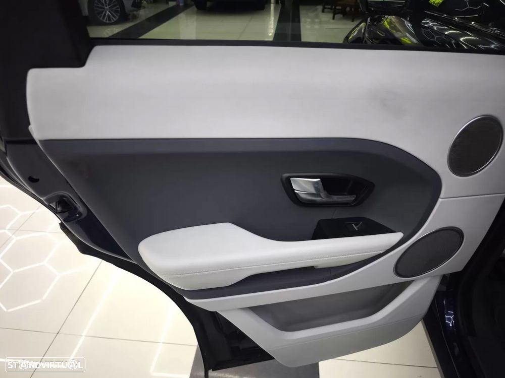 Land Rover Range Rover Evoque 2.2 SD4 Prestige Auto 159g - 41