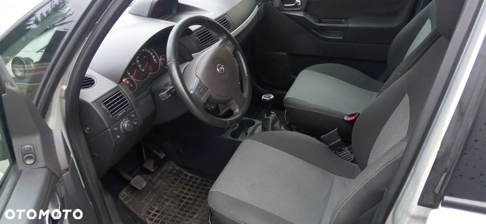 Opel Meriva 1.6 16V - 12
